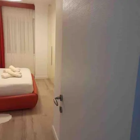 Lovely 2-bedroom With Hot Tub Apartment *